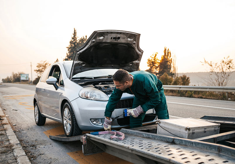 Roadside-Assistance-Services-Near-me